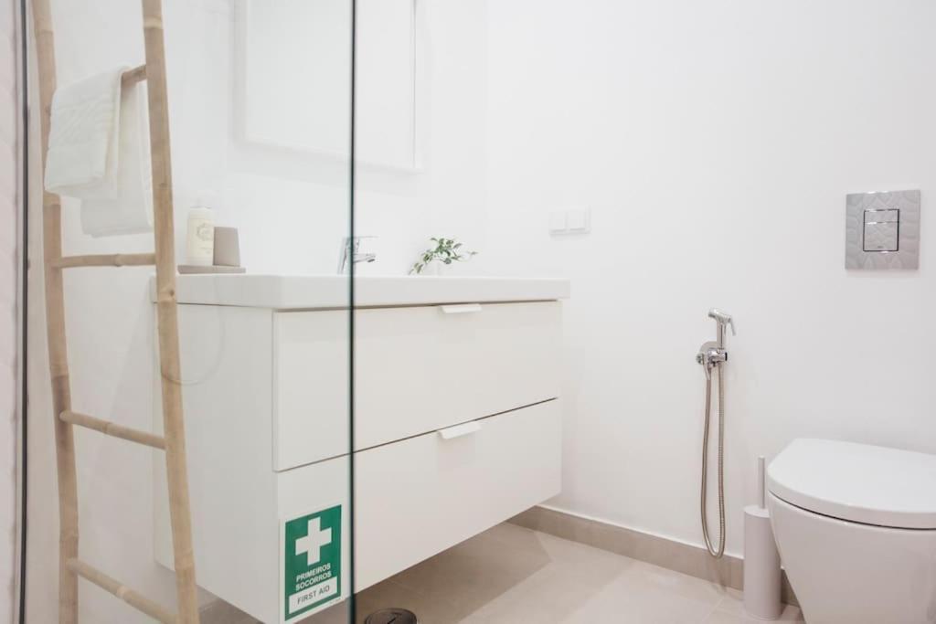 Penthouse S.Jorge Seaview T4 Lägenhet Quarteira Exteriör bild