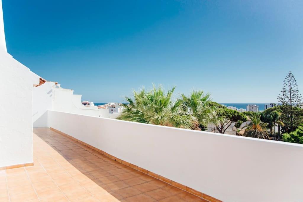 Penthouse S.Jorge Seaview T4 Lägenhet Quarteira Exteriör bild