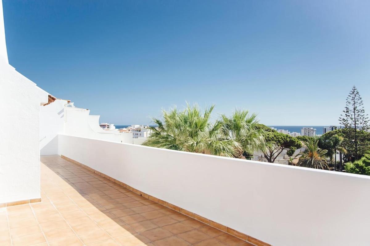 Penthouse S.Jorge Seaview T4 Lägenhet Quarteira Exteriör bild