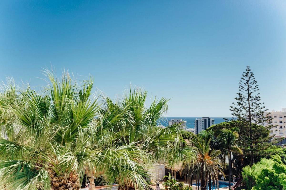 Penthouse S.Jorge Seaview T4 Lägenhet Quarteira Exteriör bild